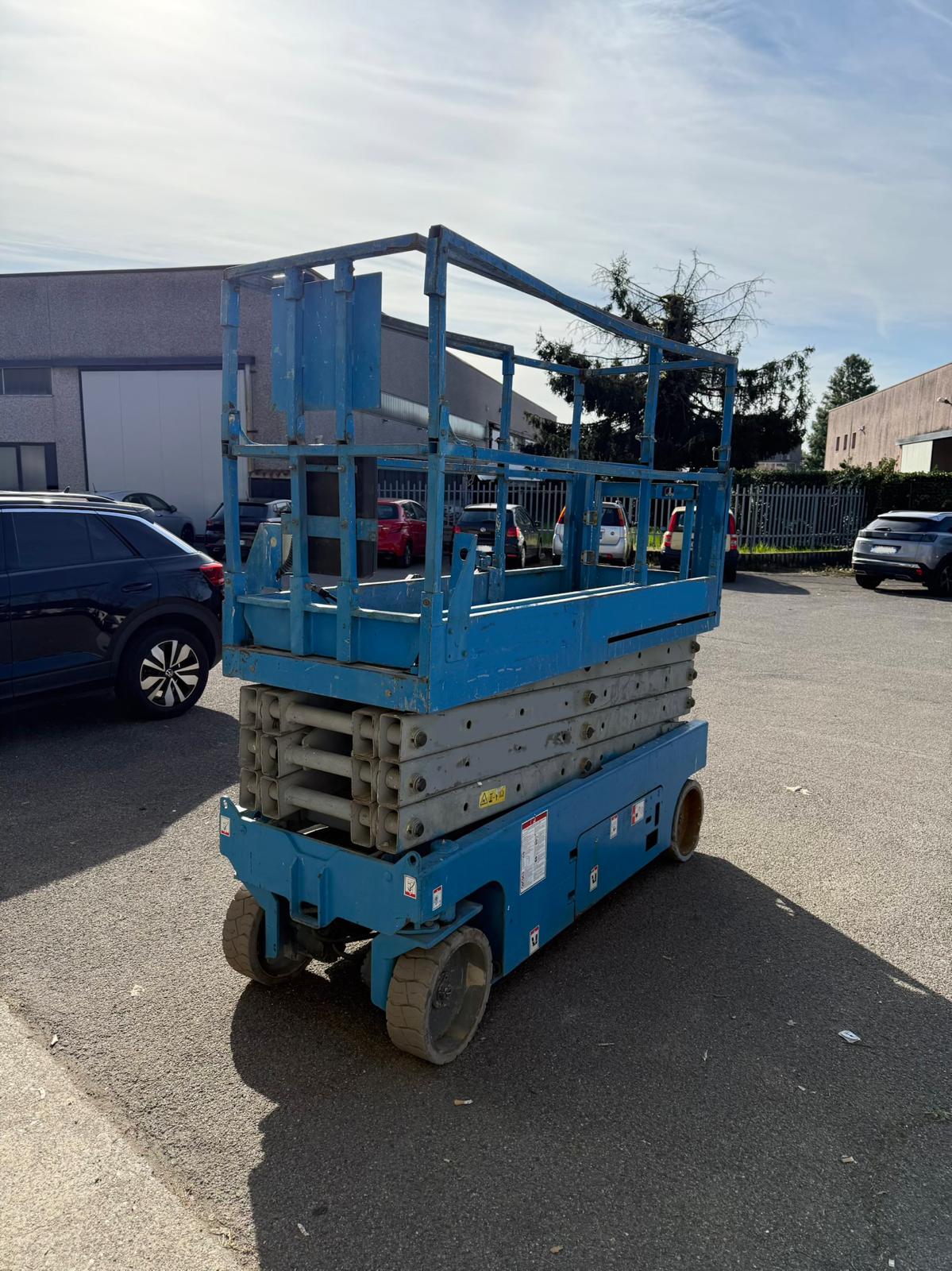 Piattaforma aerea GENIE GS2632 del 2007