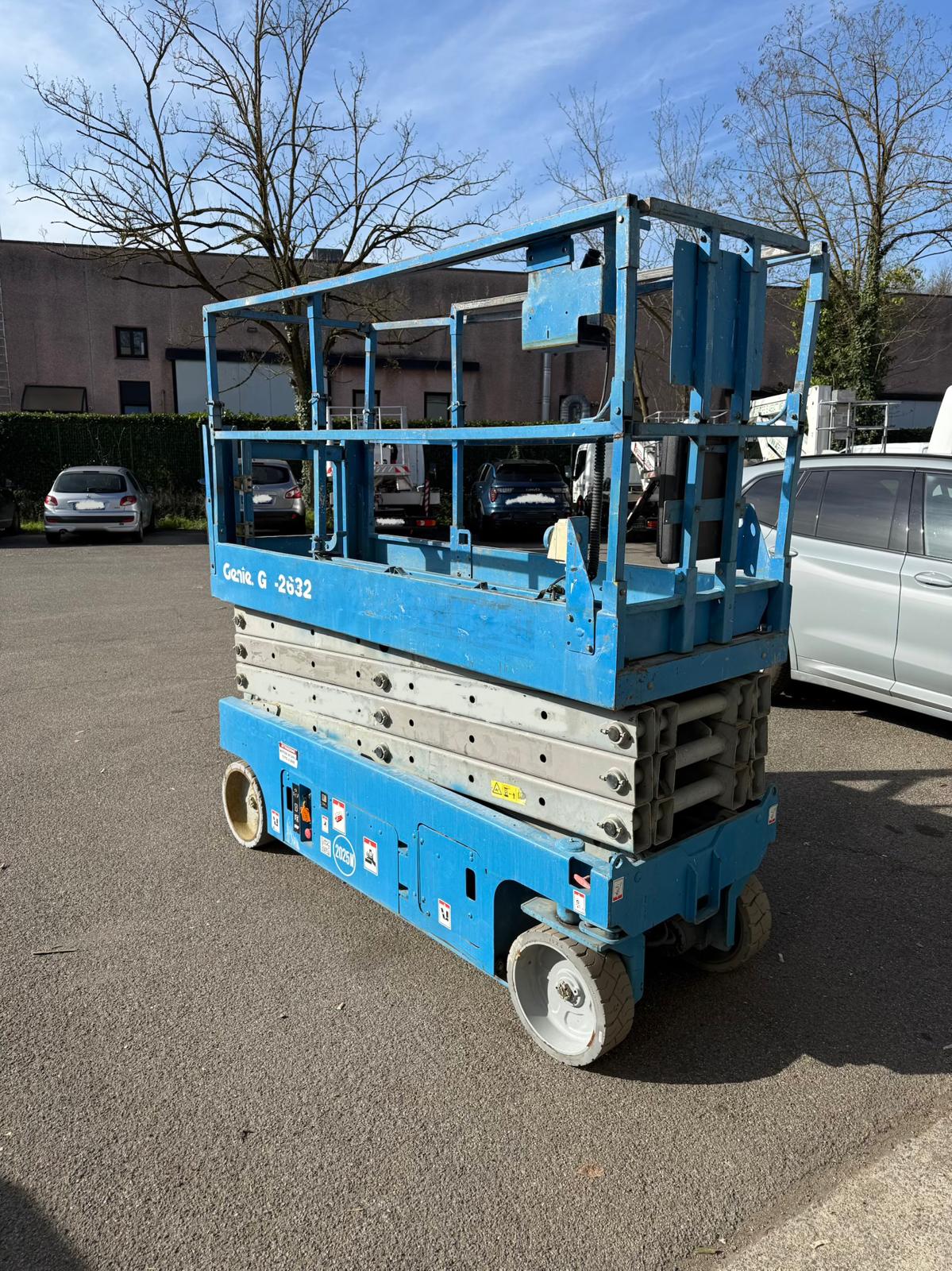 Piattaforma aerea GENIE GS2632 del 2007