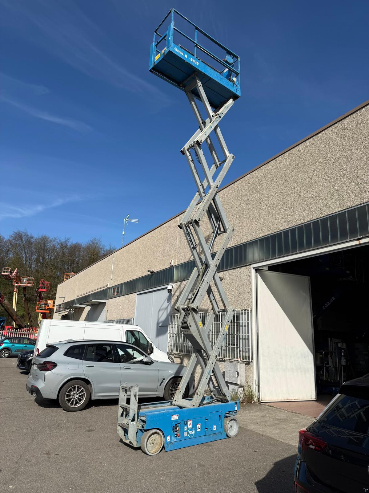 Piattaforma aerea GENIE GS2632 del 2007