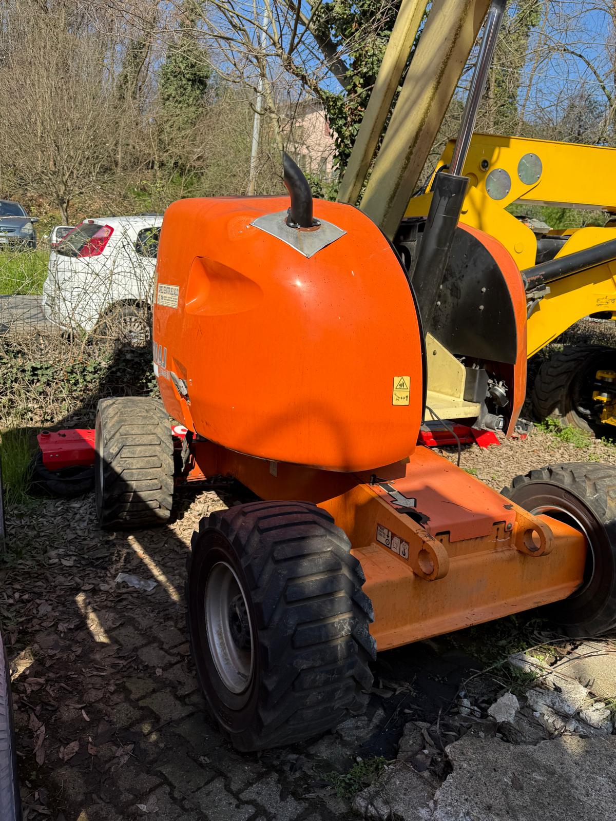Piattaforma aerea JLG 450AJ del 2007