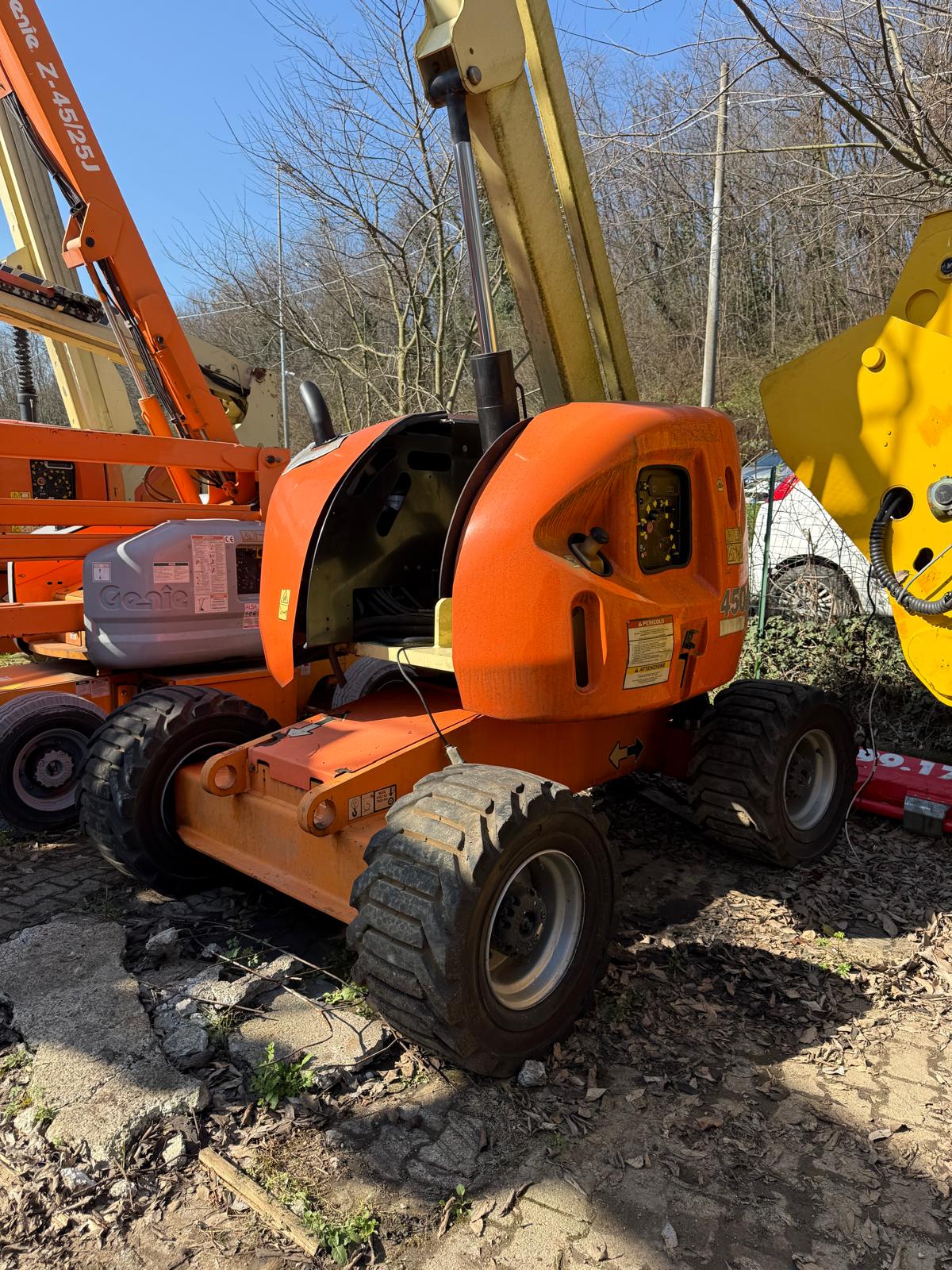 Piattaforma aerea JLG 450AJ del 2007