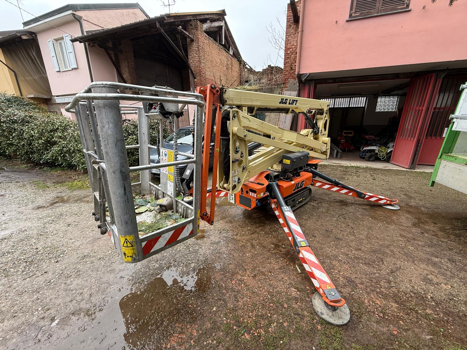Piattaforma aerea ragno JLG X17j Plus